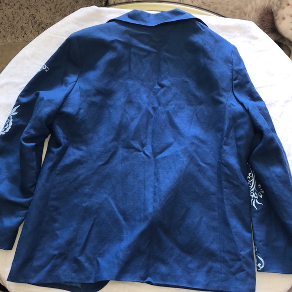 Embroidered Vintage linen Floral Blazer - Picture 8 of 8